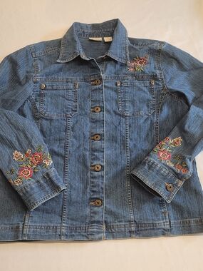 Erika Embroidered Denim Jacket Medium Floral Y2K Stretch Jean Jacket